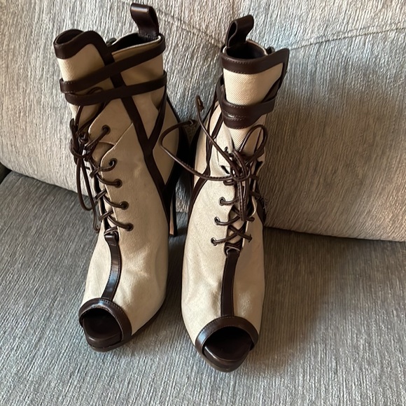 Oscar de la Renta Boots 36 1/2 - Picture 10 of 14